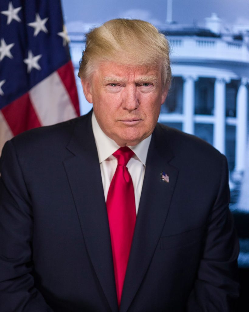 Donald-Trump-2-819x1024 मुश्किल में डोनाल्ड ट्रम्प, सजा पर रोक लगाने की याचिका शीर्ष अदालत ने की खारिज !